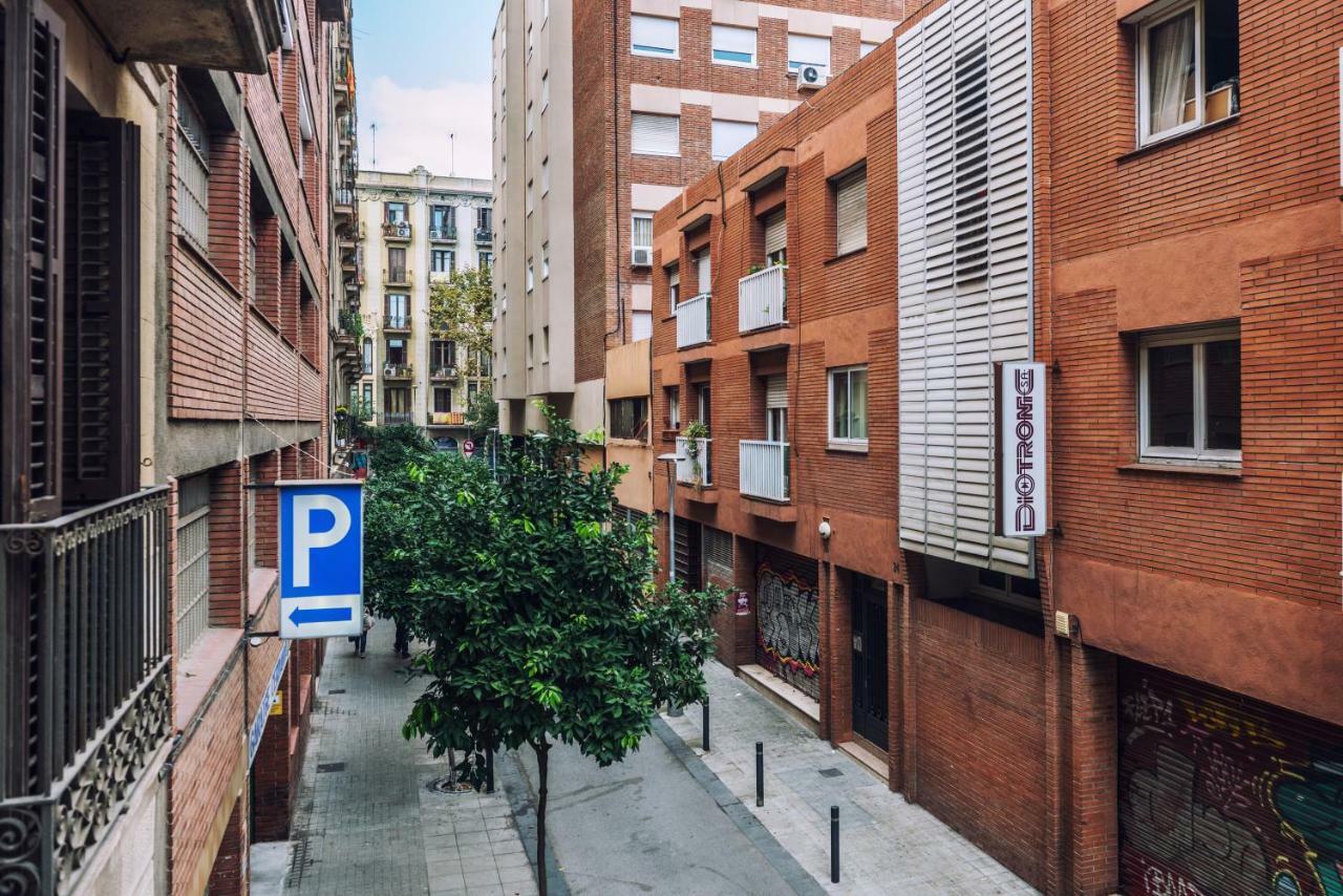 Brummell Apartments Eixample Izquierda/Valeris — Photos 1